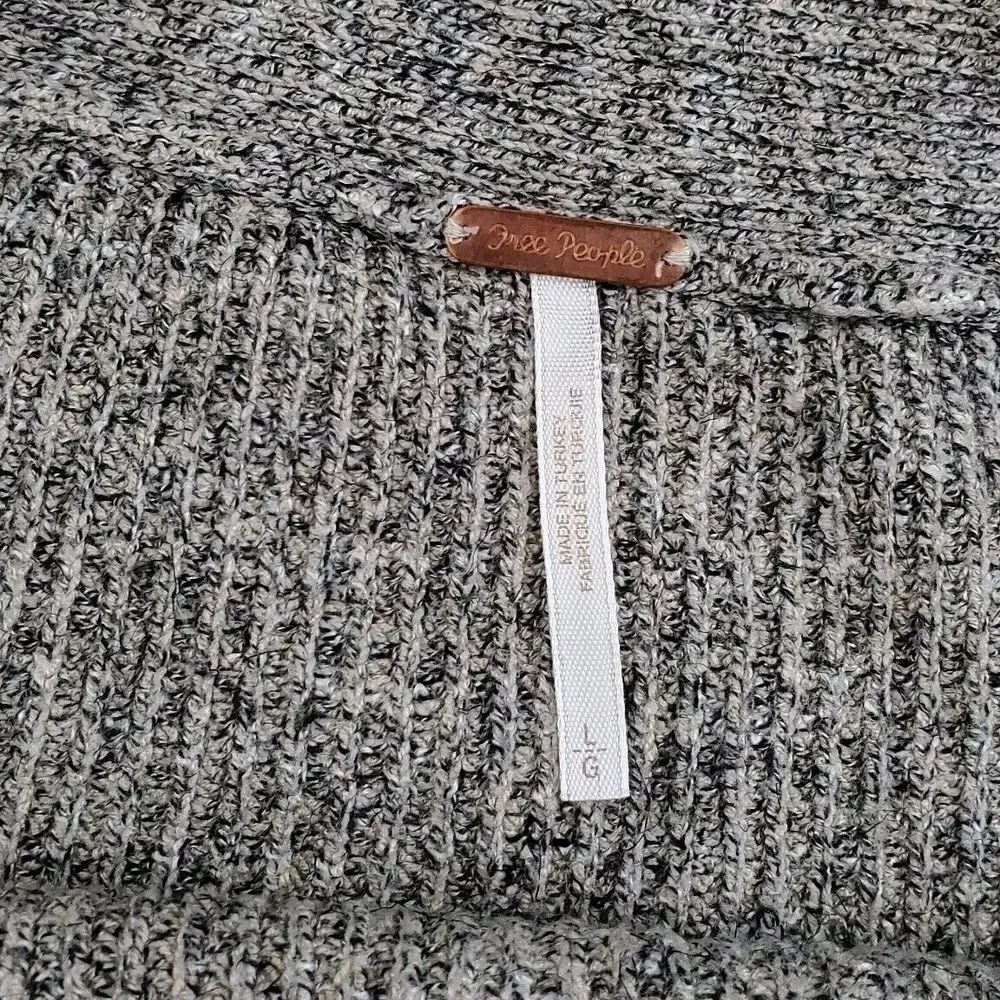 Free People Sweater (Women's Large) Gray Cropped Mock Neck Knit Pull‎ Over